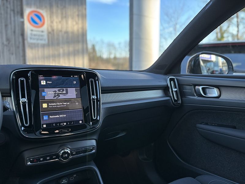 Volvo  Recharge P6 Pro FWD